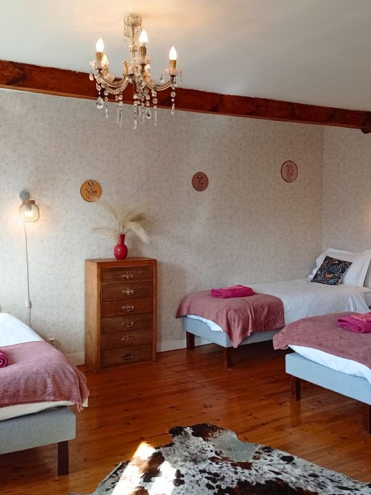 La Chambre de la Peau de Vache La Chambre de la Peau de Vache